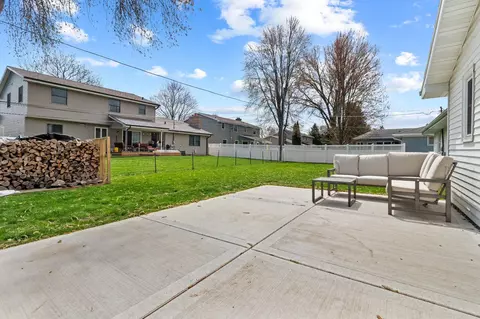 Exterior - 2108 N Birchwood Ave, Appleton, WI 54914 photo 3 of 7