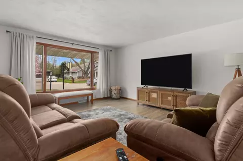 Living - 2108 N Birchwood Ave, Appleton, WI 54914 photo 1 of 7