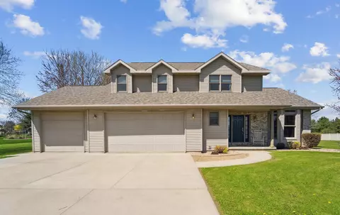 w9000 Madeline Road, Hortonville, WI 54944
