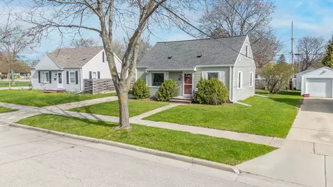 99 Foster Ct, Appleton, WI 54915 photo 2