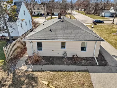 1130 S Kernan Ave, Appleton, WI 54915 photo 4