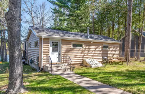w8040 Cloverleaf Lake Road, Clintonville, WI 54929