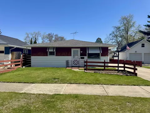 840 Spruce St, De Pere, WI 54115