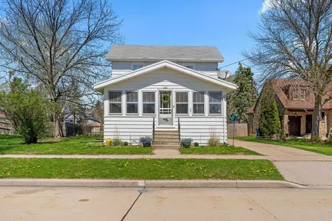 1322 Otter Ave, Oshkosh, WI 54901