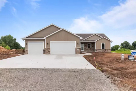 N1942 Morning Glory Lane, Greenville, WI 54942