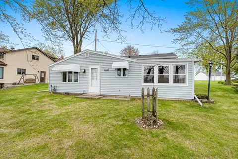 w952 North Shore Drive, Saint Cloud, WI 53079
