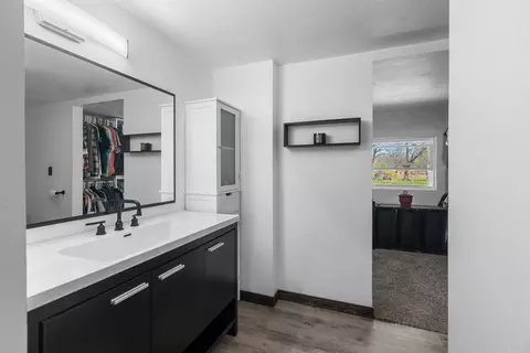 Bath - 3500 W Justin St, Appleton, WI 54914 photo 3 of 3