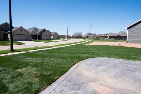 Exterior - 2239 E Honeygold Ct, Appleton, WI 54913 photo 15 of 18