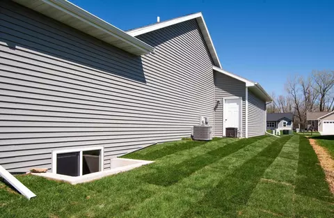 Exterior - 2239 E Honeygold Ct, Appleton, WI 54913 photo 17 of 18