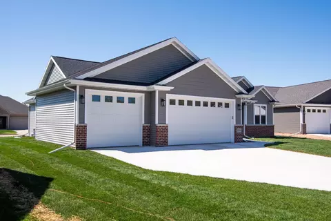 Exterior - 2239 E Honeygold Ct, Appleton, WI 54913 photo 5 of 18
