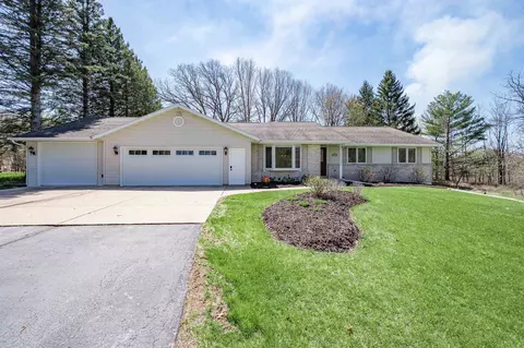 3269 W Point Rd, Green Bay, WI 54313