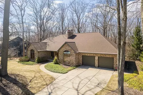 4527 Choctaw Trl, Green Bay, WI 54313