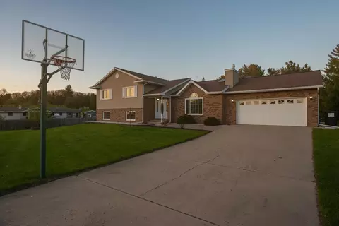 n2664 Grand Path, Wautoma, WI 54982