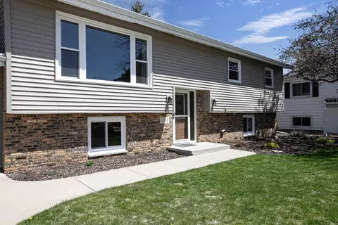 1016 W Weiland Ave, Appleton, WI 54914 photo 3