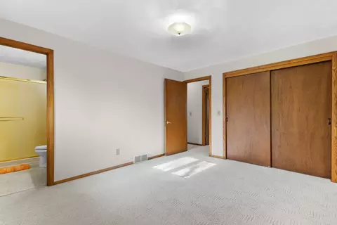 9 Eastfield Ct, Appleton, WI 54915 photo 33