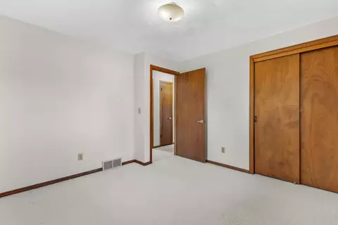 9 Eastfield Ct, Appleton, WI 54915 photo 31