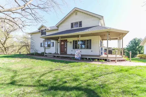 n4618 Wisconsin 49, Waupaca, WI 54981