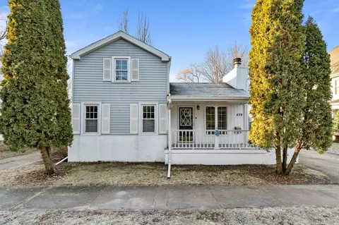 429 E Doty Ave, Neenah, WI 54956