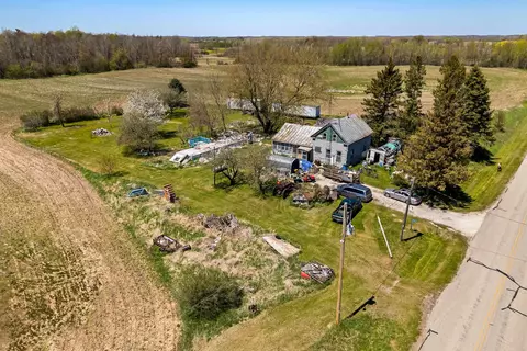 10704 Korinek Rd, Reedsville, WI 54230