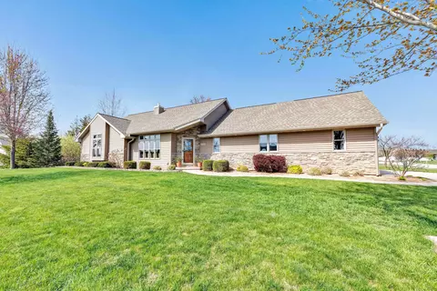 2200 Ryan Rd, De Pere, WI 54115