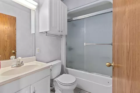 909 N Summit St, Appleton, WI 54914 photo 9