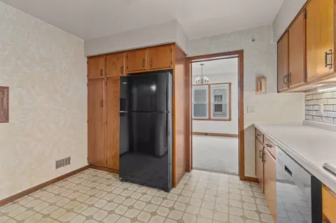 909 N Summit St, Appleton, WI 54914 photo 15