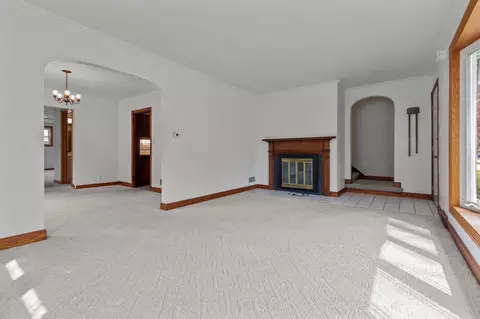 909 N Summit St, Appleton, WI 54914 photo 16