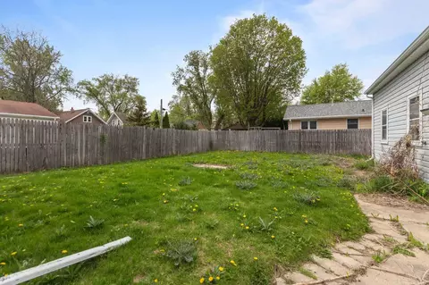 909 N Summit St, Appleton, WI 54914 photo 30