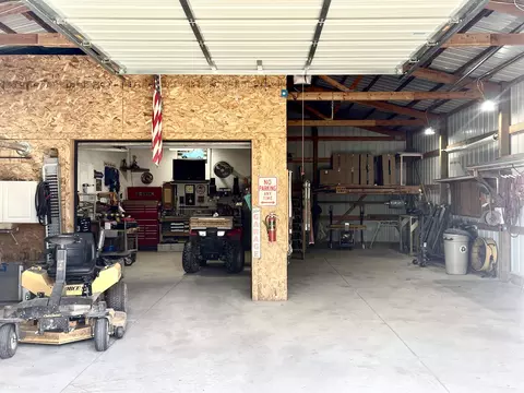 n422 Dons Drive, Appleton, WI 54915 photo 32