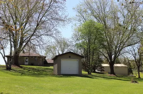 n422 Dons Drive, Appleton, WI 54915 photo 38