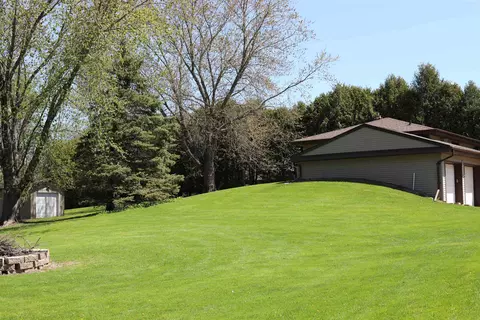 n422 Dons Drive, Appleton, WI 54915 photo 37