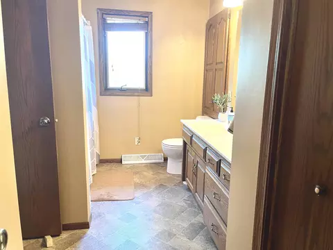 n422 Dons Drive, Appleton, WI 54915 photo 20