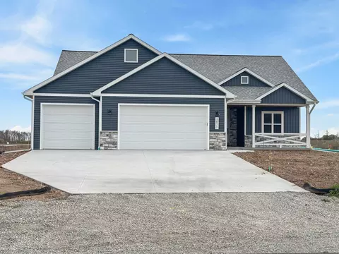 2671 Lawrence Ln, Neenah, WI 54956