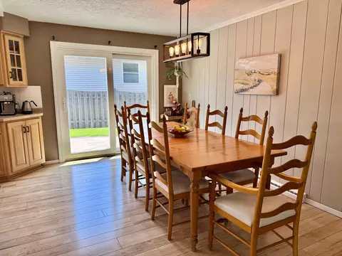 2512 N Division St, Appleton, WI 54911 photo 12