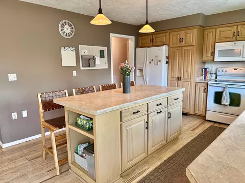 2512 N Division St, Appleton, WI 54911 photo 9