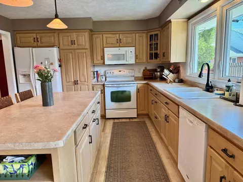 2512 N Division St, Appleton, WI 54911 photo 10