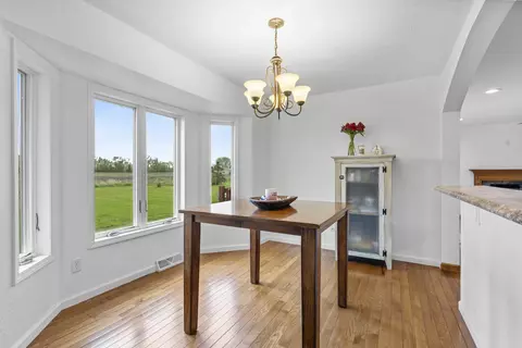 Dining - 5580 Springbrook Rd, Omro, WI 54963 photo 2 of 5