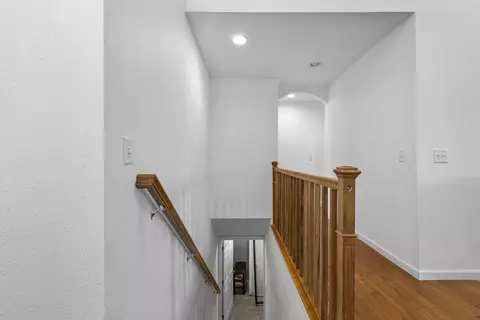 Entry Way - 5580 Springbrook Rd, Omro, WI 54963 photo 6 of 6