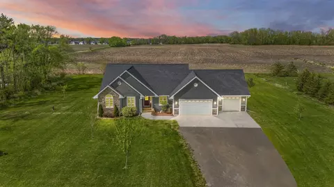 Exterior - 5580 Springbrook Rd, Omro, WI 54963 photo 15 of 17