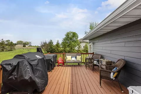 Exterior - 5580 Springbrook Rd, Omro, WI 54963 photo 6 of 17
