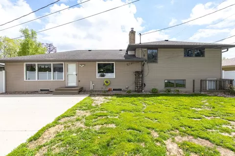 Exterior - 1336 W Grant St, Appleton, WI 54914 photo 3 of 7