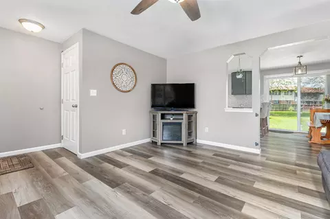 1508 E Moon Beam Trl, Appleton, WI 54915 photo 7