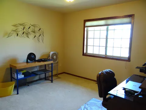 Other - 2312 E Plank Cir #D, Appleton, WI 54915 photo 6 of 10