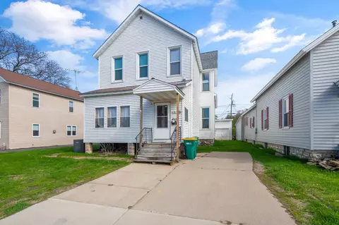 1835 Dunlap Ave, Marinette, WI 54143