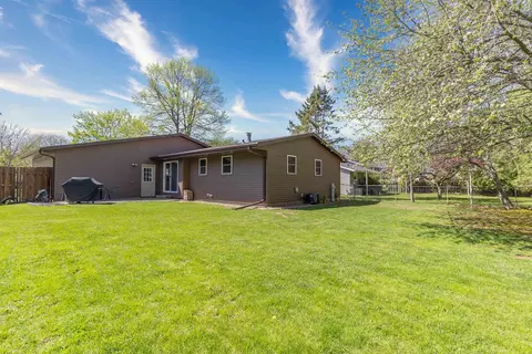 68 Solar Cir, Appleton, WI 54915 photo 25