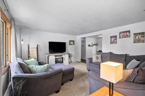 Living - 1049 Debra St, Wrightstown, WI 54180 photo 1 of 2