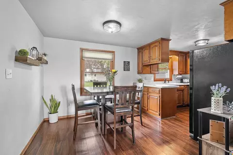 Dining - 1049 Debra St, Wrightstown, WI 54180 photo 1 of 2