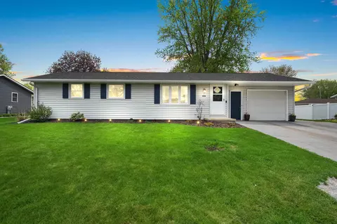 1049 Debra St, Wrightstown, WI 54180