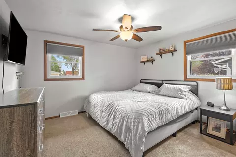 Bedroom - 1049 Debra St, Wrightstown, WI 54180 photo 3 of 5