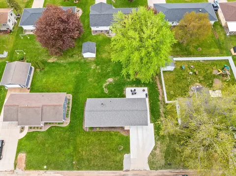 View/Area - 1049 Debra St, Wrightstown, WI 54180 photo 1 of 6